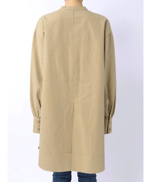 Ungrid（アングリッド）の「ノーカラーチュニックシャツ（シャツ/ブラウス・レディース・ベージュ/オフホワイト・FREE）」の14枚目の写真