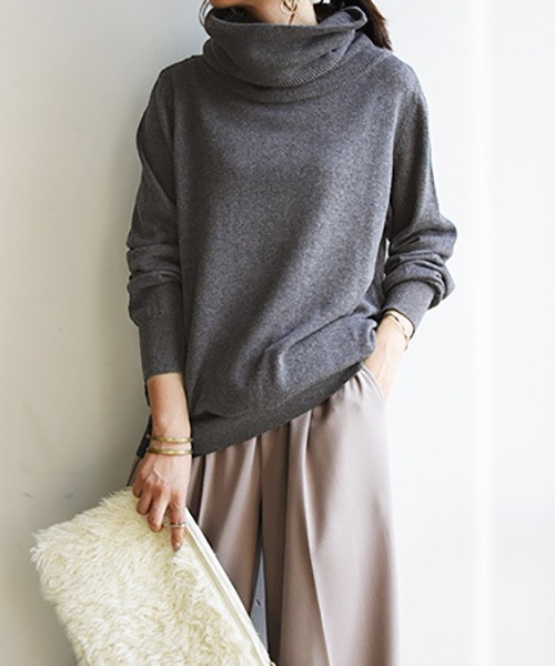 and it_(アンドイット)の「ふかくしゅネックコットンニット(ニット/セーター・レディース・チャコールグレー/ブラック/パープル/ピンク/モカ/オートミール/ブルーグリーン/ブラウン系その他/ピンク系その他/パープル系その他/ベージュ系その他・S~M/L~LL/3L~4L)」の21枚目の写真