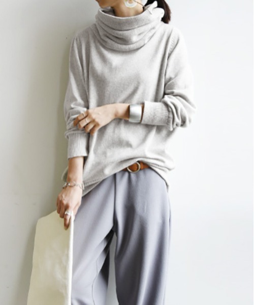 and it_(アンドイット)の「ふかくしゅネックコットンニット(ニット/セーター・レディース・チャコールグレー/ブラック/パープル/ピンク/モカ/オートミール/ブルーグリーン/ブラウン系その他/ピンク系その他/パープル系その他/ベージュ系その他・S~M/L~LL/3L~4L)」の22枚目の写真