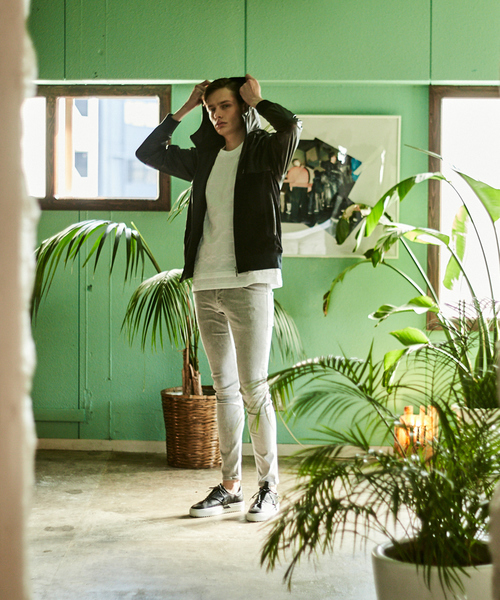 5351 POUR LES HOMMES（ゴーサンゴーイチプールオム）の「【セットアップ対応】ラムジャージーZIPパーカージャケット（ブルゾン・メンズ・ブラック・46/48）」の2枚目の写真