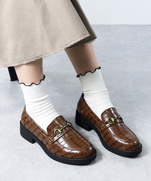 AAA+（サンエープラス）の「AAA /軽量 マニッシュ ビットローファー(3572)（ローファー・レディース・ブラック/ブラック系その他/アイボリー/ブラウン系その他/ダークブラウン/ブラック系その他2/パイソン/キャメル/グレイッシュベージュ/ブラック×ブラック/ブラック×ホワイト/シルバー・40/38/39/35/36/37/41/42/44/43）」の8枚目の写真