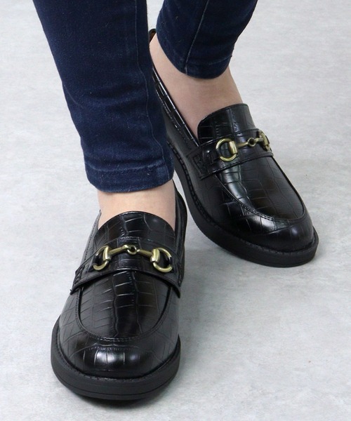 AAA+（サンエープラス）の「AAA /軽量 マニッシュ ビットローファー(3572)（ローファー・レディース・ブラック/ブラック系その他/アイボリー/ブラウン系その他/ダークブラウン/ブラック系その他2/パイソン/キャメル/グレイッシュベージュ/ブラック×ブラック/ブラック×ホワイト/シルバー・40/38/39/35/36/37/41/42/44/43）」の18枚目の写真