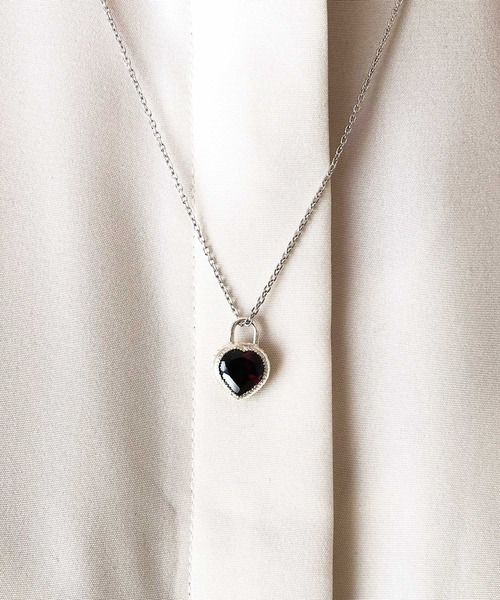 ATELIER COVA（アトリエコバ）の「シルバー925　8㎜天然石ハートチャームネックレス【ガーネット・アメシスト】（ネックレス・レディース・パープル系その他/ワインレッド/ブラック/ブルー/グリーン・FREE）」の17枚目の写真