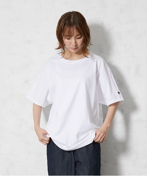 Champion(チャンピオン)の「【Champion/チャンピオン】Tシャツ 無地 ユニセックス(Tシャツ/カットソー・メンズ・ホワイト/ブラック/マルーン・X-LARGE/SMALL/MEDIUM/LARGE/XX-LARGE)」の4枚目の写真