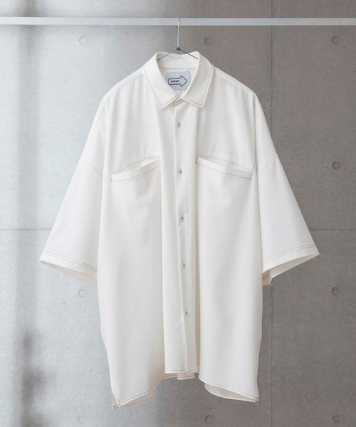 anown(アノン)の「<新色追加>シャイニーステッチオーバーサイズ半袖シャツ【ファッションインフルエンサー tai×anown 限定コラボ】(シャツ/ブラウス・メンズ・ホワイト/ブラック/グレー系その他/ライトインディゴブルー・M/L)」の8枚目の写真