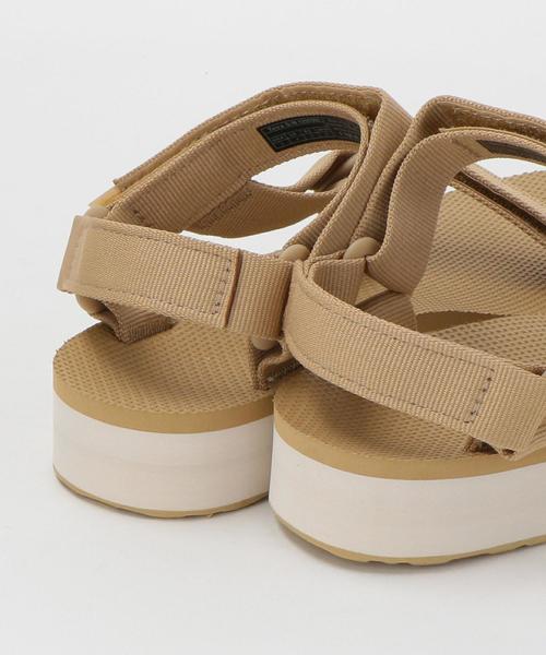 Teva（テバ）の「＜TEVA（テバ）＞MIDFORM UNIVERSAL ミッドフォーム ユニバーサル サンダル 2（サンダル・レディース・ベージュ/ライトブルー・8/6/7/5）」の4枚目の写真