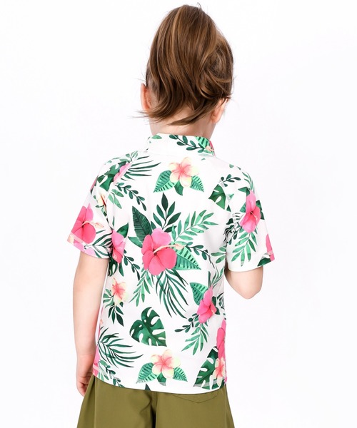 TeddyShop（テディショップ）の「キッズ水着 カラフル半袖ラッシュガードトップス（ラッシュガード・キッズ・ブラック/ネイビー/イエロー/ドット/ホワイト/ホワイト×ピンク/グレー/ライトブルー・100cm/130cm/150cm/110cm/120cm/140cm）」の13枚目の写真