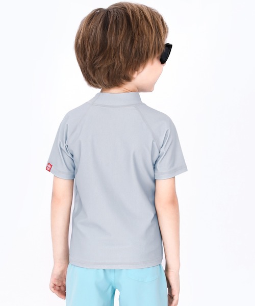 TeddyShop（テディショップ）の「キッズ水着 カラフル半袖ラッシュガードトップス（ラッシュガード・キッズ・ブラック/ネイビー/イエロー/ドット/ホワイト/ホワイト×ピンク/グレー/ライトブルー・100cm/130cm/150cm/110cm/120cm/140cm）」の19枚目の写真