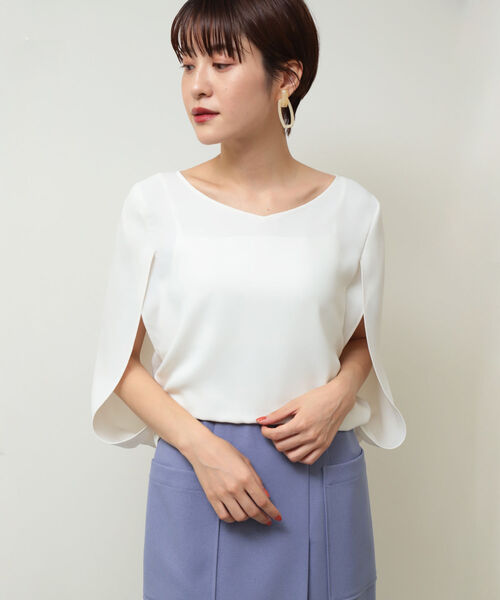 NOLLEY’S Sophi(ノーリーズソフィ)の「ダブルクロスブラウス(シャツ/ブラウス・レディース・オリーブ/オフホワイト/ブラック・38)」の2枚目の写真