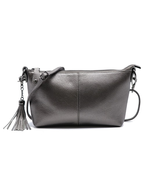 GUSCIO(グッシオ)の「【グッシオレザー】本革 ミニショルダーバッグ タッセル付き クロスボディ シュリンク(ショルダーバッグ・レディース・ブラック/モカ/カーキ/スモークピンク/シルバー系その他/ベージュ/アイボリー/シルバー/ミント/ブロンズ/レッド/グリーン/イエロー/ピンク/シルバー系その他2・FREE)」の14枚目の写真