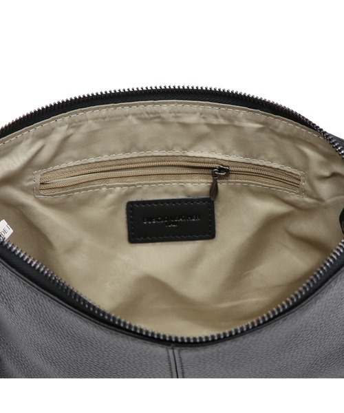 GUSCIO(グッシオ)の「【グッシオレザー】本革 ミニショルダーバッグ タッセル付き クロスボディ シュリンク(ショルダーバッグ・レディース・ブラック/モカ/カーキ/スモークピンク/シルバー系その他/ベージュ/アイボリー/シルバー/ミント/ブロンズ/レッド/グリーン/イエロー/ピンク/シルバー系その他2・FREE)」の22枚目の写真