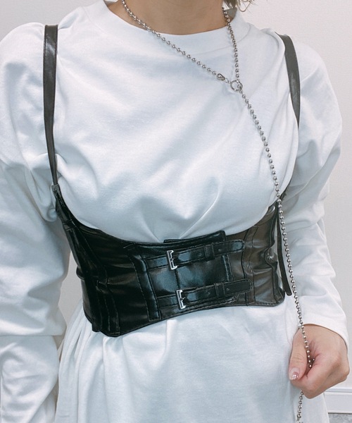 ap retro（アプレトロ）の「ハーネスベルト/コルセットベルト【ZOZO限定アイテム】（ベルト・レディース・ブラック/ベージュ・FREE）」の2枚目の写真