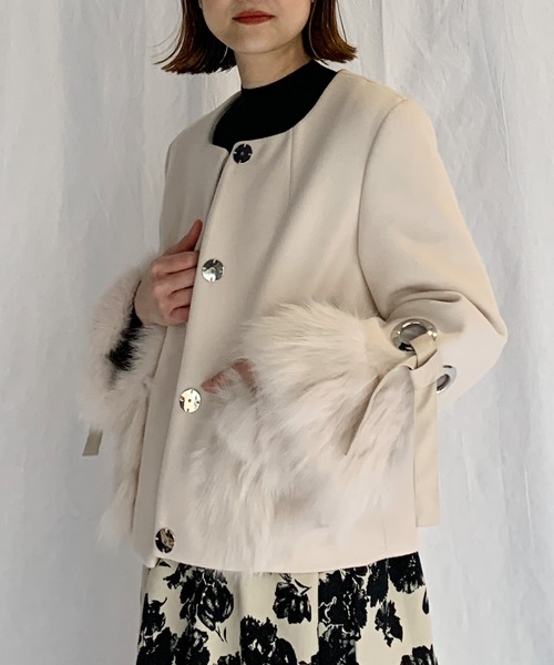 LUGIVA（ルギヴァ）の「フォックスファージャケット（ノーカラー