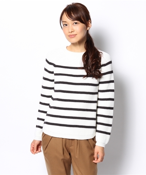 SHIPS for women(シップスフォーウィメン)の「【CLASSY.12月号掲載】ソリッド/ボーダー アゼニット プルオーバー(ニット/セーター・レディース・ライトホワイト/ブラック/ブルー/ネイビー・36/38)」の2枚目の写真