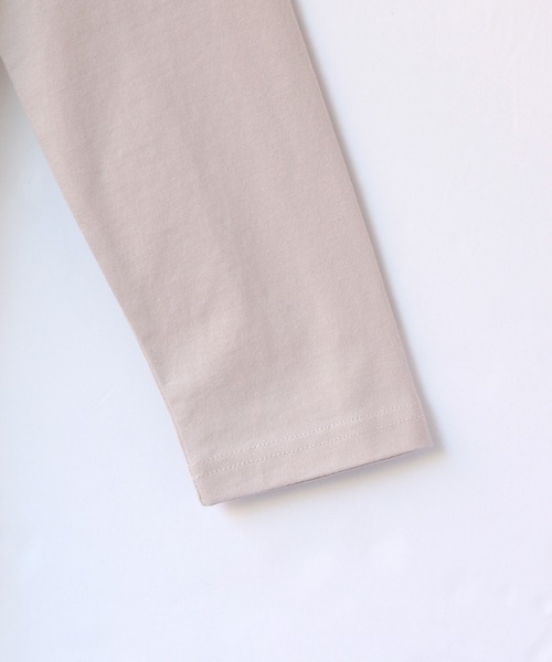 andme(アンドミー)の「コットン長袖ラウンドヘムTシャツ チュニック(Tシャツ/カットソー・レディース・ブラック/ベージュ/オフホワイト・M)」の21枚目の写真