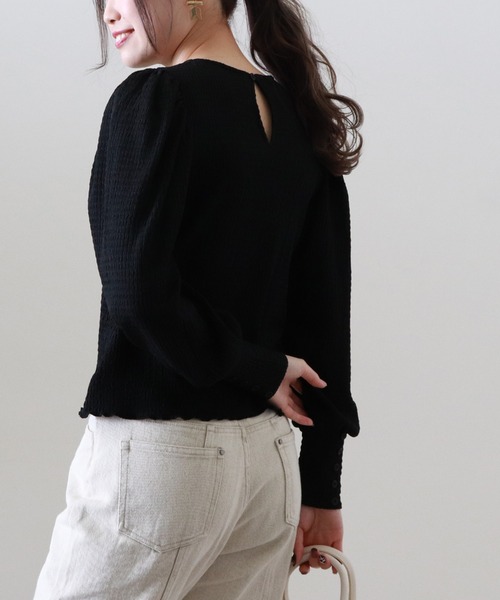 Cheek（チーク）の「楊柳パワショルブラウス（Tシャツ/カットソー・レディース・ブラック/ベージュ/アイボリー・MEDIUM）」の17枚目の写真