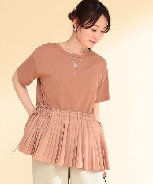 Ray BEAMS（レイビームス）の「Ray BEAMS / プリーツ キリカエ ハーフスリーブ Tシャツ（Tシャツ/カットソー・レディース・ホワイト/ブラック/ダークブラウン・ONE SIZE）」の3枚目の写真