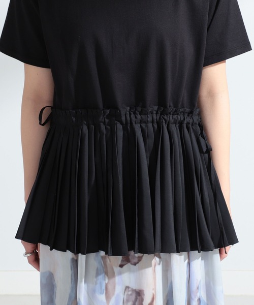 Ray BEAMS（レイビームス）の「Ray BEAMS / プリーツ キリカエ ハーフスリーブ Tシャツ（Tシャツ/カットソー・レディース・ホワイト/ブラック/ダークブラウン・ONE SIZE）」の13枚目の写真