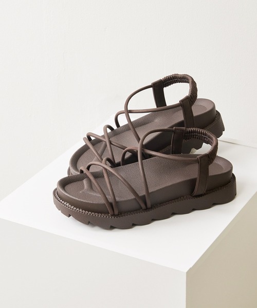 welleg（ウェレッグ）の「レースアップ厚底 華奢ストラップ サンダル（サンダル・レディース・アイボリー/ブラック/ブラウン/ダークブラウン/クリア/ブラック系その他・22.5cm/23.0cm/23.5cm/24.0cm/24.5cm）」の19枚目の写真