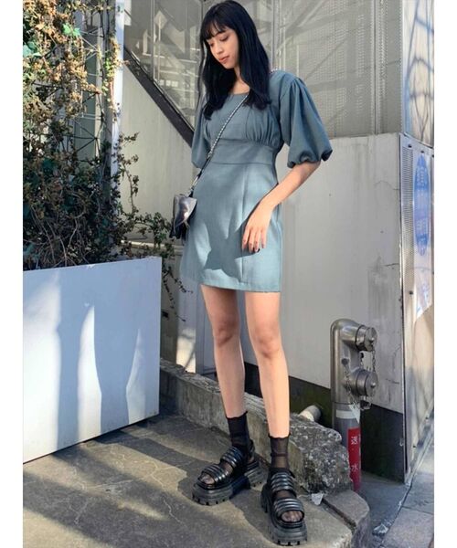 EMODA（エモダ）の「パフスリーブミニワンピース（ワンピース・レディース・ブラック/グレー/ミント・FREE）」の11枚目の写真