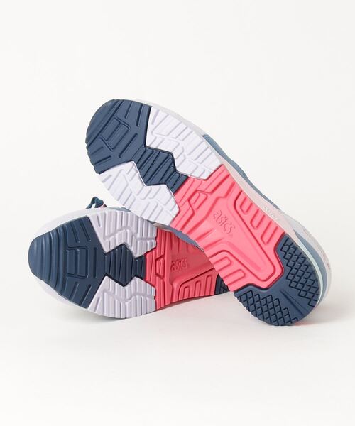 ASICS(アシックス)の「GEL-LYTE III OG (ゲルライト スリー オージー)(スニーカー・メンズ・ブルー系その他/アイボリー・23.5cm/24.5cm/25.0cm/25.5cm/26.5cm/24.0cm/26.0cm/27.0cm/27.5cm/28.0cm/28.5cm/29.0cm/23.0cm/30.0cm)」の5枚目の写真