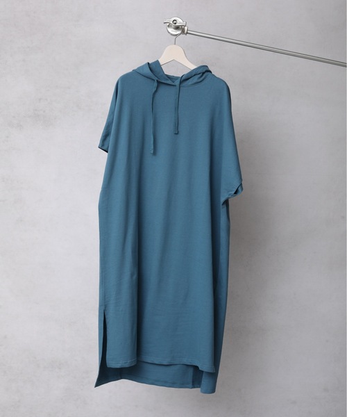 ap retro（アプレトロ）の「ミニ裏毛パーカーワンピース（ワンピース・レディース・ブラック/ベージュ/カーキ/ブルーグリーン/ライトベージュ/チャコール・FREE）」の13枚目の写真