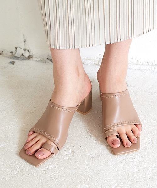 JELLY BEANS（ジェリービーンズ）の「トング太ヒールミュール(210-30304)JELLY BEANS(ジェリービーンズ)（サンダル・レディース・ホワイト/ブラック/グレイッシュベージュ・S/M/L）」の10枚目の写真