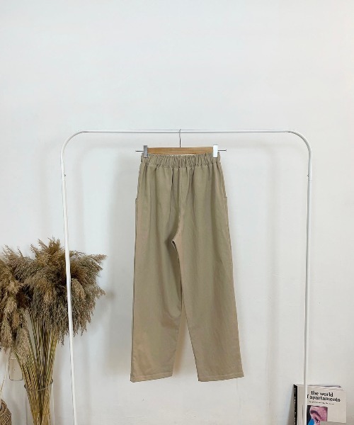 CEMONEMO（セモネモ）の「[ウエストゴム] コットン ストレート パンツ（チノパンツ・レディース・ベージュ/カーキ/アイボリー・FREE）」の6枚目の写真