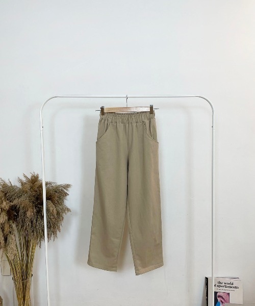 CEMONEMO（セモネモ）の「[ウエストゴム] コットン ストレート パンツ（チノパンツ・レディース・ベージュ/カーキ/アイボリー・FREE）」の5枚目の写真