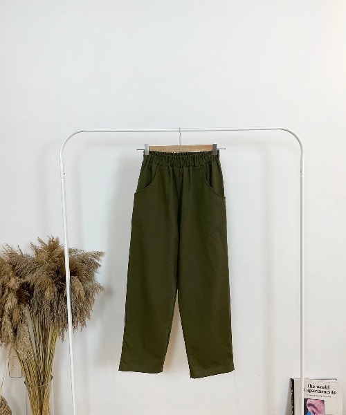 CEMONEMO（セモネモ）の「[ウエストゴム] コットン ストレート パンツ（チノパンツ・レディース・ベージュ/カーキ/アイボリー・FREE）」の7枚目の写真