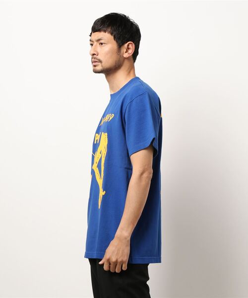 VIRGIL NORMAL（ヴァージルノーマル）の「【VIRGIL NORMAL】プリントＴシャツ STAY POSITIVE MEN（Tシャツ/カットソー・メンズ・ネイビー・LARGE/MEDIUM）」の2枚目の写真