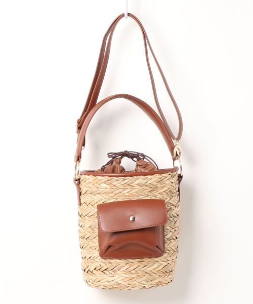 Te chichi(テチチ)の「雑材ポケットバッグ(かごバッグ・レディース・ブラック/オレンジ/ブラウン・フリ-)」の3枚目の写真