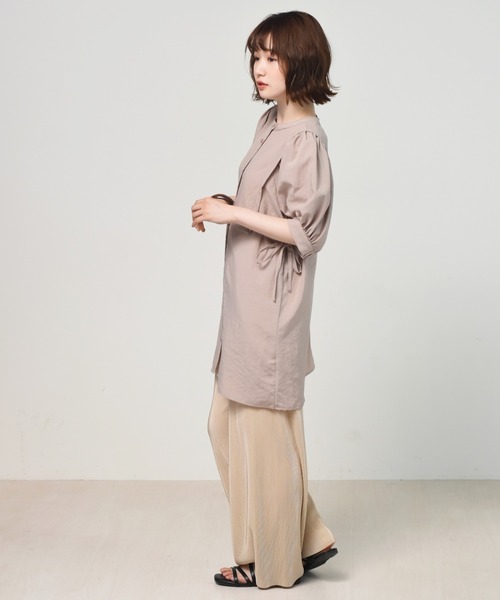 RETRO GIRL（レトロガール）の「５分袖切替チュニックシャツ（シャツ/ブラウス・レディース・ライトブルー/オフホワイト/ライトベージュ/ライトグリーン・FREE）」の10枚目の写真