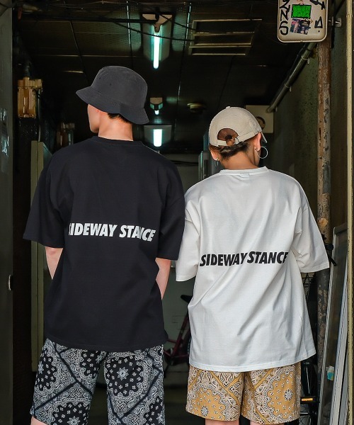 SIDEWAY STANCE（サイドウェイスタンス）の「【SIDEWAY STANCE】フラワー ロゴプリント 半袖Tシャツ（Tシャツ/カットソー・メンズ・ブラック/ホワイト・LARGE/MEDIUM/X-LARGE）」の8枚目の写真