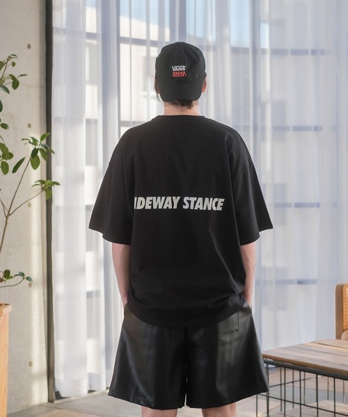 SIDEWAY STANCE（サイドウェイスタンス）の「【SIDEWAY STANCE】フラワー ロゴプリント 半袖Tシャツ（Tシャツ/カットソー・メンズ・ブラック/ホワイト・LARGE/MEDIUM/X-LARGE）」の19枚目の写真