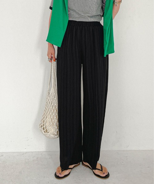 feepur（フェピュール）の「無地/ニュアンス柄アソートイージーパンツ（その他パンツ・レディース・ブラック/ブルー/レッド/ピンクベージュ/ブルーグレー/グリーン系その他/グレー系その他・MEDIUM）」の2枚目の写真