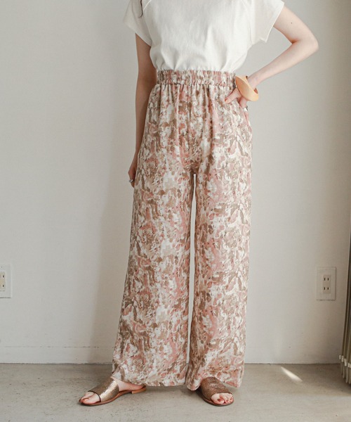 feepur（フェピュール）の「無地/ニュアンス柄アソートイージーパンツ（その他パンツ・レディース・ブラック/ブルー/レッド/ピンクベージュ/ブルーグレー/グリーン系その他/グレー系その他・MEDIUM）」の16枚目の写真