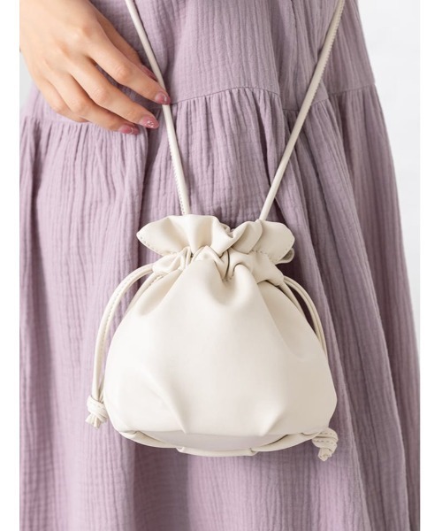 fifth（フィフス）の「巾着ミニバッグ（ショルダーバッグ・レディース・ブラック/シルバー/アイボリー・FREE）」の4枚目の写真