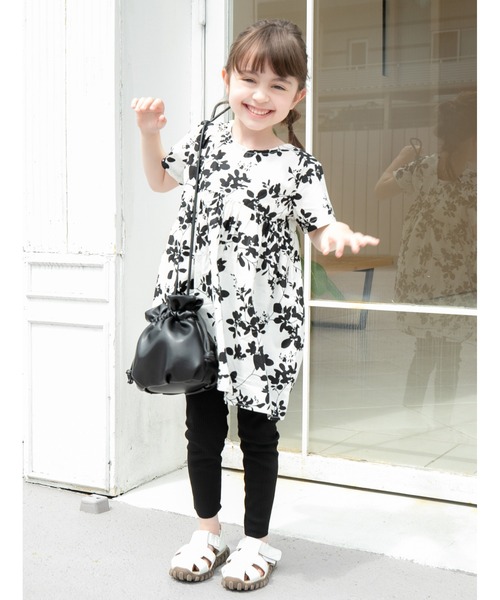 fifth（フィフス）の「巾着ミニバッグ（ショルダーバッグ・レディース・ブラック/シルバー/アイボリー・FREE）」の10枚目の写真