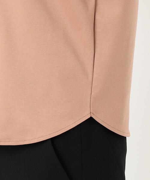 J.PRESS Ladies(J.プレス レディス)の「【UVケア・消臭効果・接触冷感】コンパクトコットンスムース ドルマンスリーブ カットソー(Tシャツ/カットソー・レディース・ホワイト系/グレー系/ダークブラウン系/ベージュ系/スモーキーグリーン系/ピンク系・SMALL)」の10枚目の写真