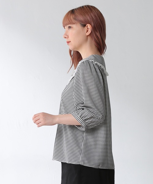 Honeys（ハニーズ）の「フリル衿ブラウス（シャツ/ブラウス・レディース・ホワイト/ブラック/ホワイト系その他/ピンクベージュ・S/M/L）」の5枚目の写真