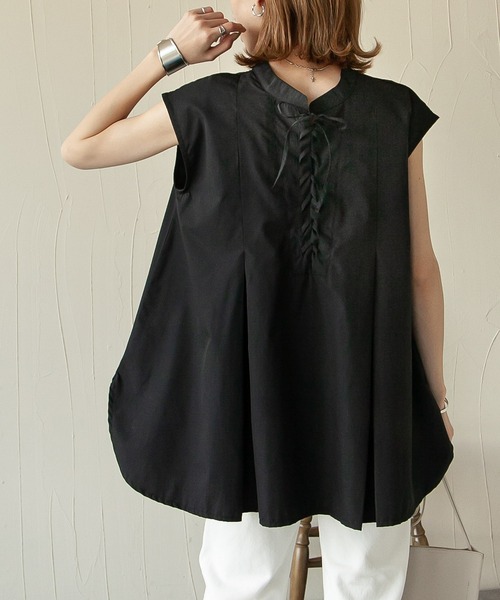 Chillfar（チルファー）の「2wayレースアップフレンチスリーブシャツチュニック（シャツ/ブラウス・レディース・ホワイト/ブラック・FREE）」の2枚目の写真