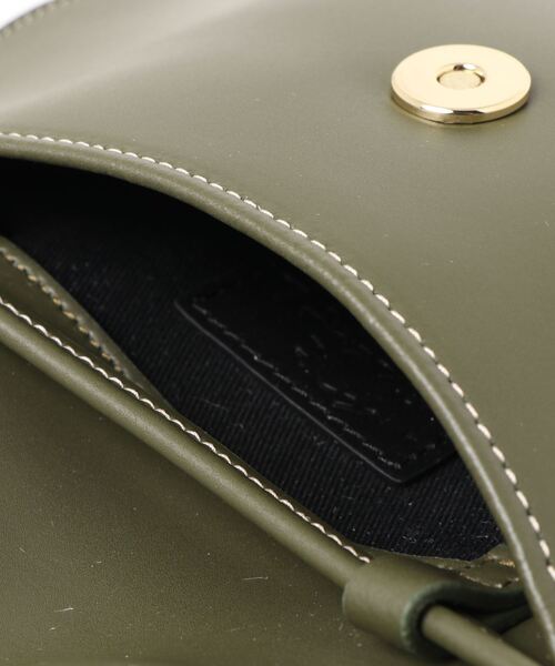 IENA（イエナ）の「【Little Liffner/リトルリフナー】PEBBLEミニバッグ（ショルダーバッグ・レディース・カーキ/アイボリー・FREE）」の22枚目の写真