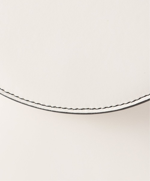 IENA（イエナ）の「【Little Liffner/リトルリフナー】PEBBLEミニバッグ（ショルダーバッグ・レディース・カーキ/アイボリー・FREE）」の13枚目の写真