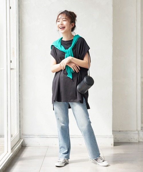 KOBE LETTUCE(コウベレタス)の「クルーネックフレアトップス(Tシャツ/カットソー・レディース・ブラック/ミント/ライトベージュ・FREE)」の7枚目の写真