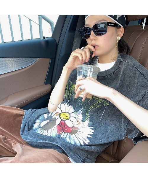 SAD REBORN DOLLS（サッドリボーンドルズ）の「『SALUTE/サルーテ』Washed Flower Vintage Tee by SALUTE/ウォッシュド フラワー ヴィンテージ加工 Tシャツ カットソー（Tシャツ/カットソー・メンズ・チャコールグレー/パープル・M）」の7枚目の写真