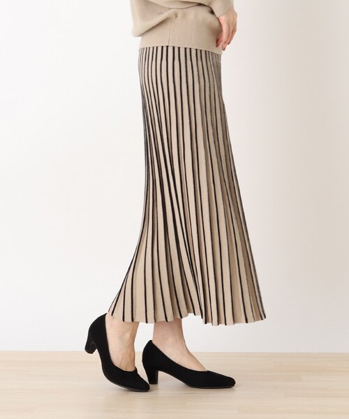 DRESKIP(ドレスキップ)の「◆もちもちプリ-ツニットスカート(スカート・レディース・ブラック/ライトベージュ/ブラウン系その他2/ベージュ系その他6/ブラック系3/パープル系・02/03/04)」の5枚目の写真