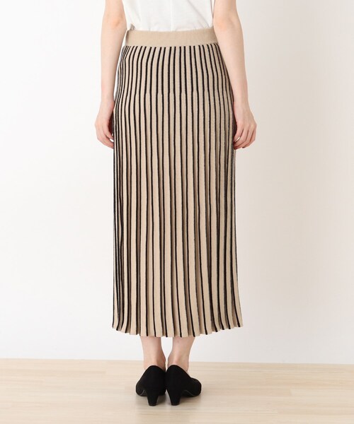 DRESKIP(ドレスキップ)の「◆もちもちプリ-ツニットスカート(スカート・レディース・ブラック/ライトベージュ/ブラウン系その他2/ベージュ系その他6/ブラック系3/パープル系・02/03/04)」の9枚目の写真