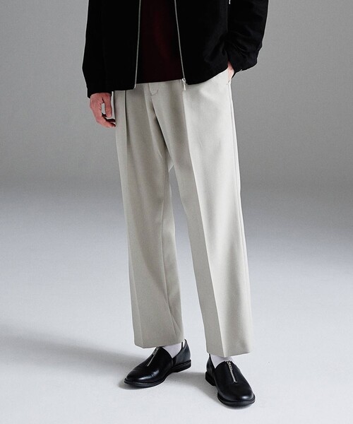 tk.TAKEO KIKUCHI(ティーケータケオキクチ)の「◆LANATECツイルインタックパンツ(その他パンツ・メンズ・ブラック/マスタード/ベージュ・02/03)」の2枚目の写真