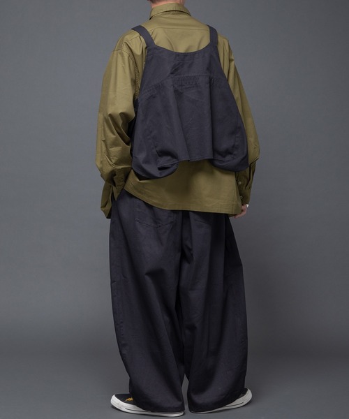 kutir（クティール）の「ミリタリーエプロンペーパーベスト（ベスト・メンズ・ブラック/カーキ/その他・MEDIUM/LARGE）」の13枚目の写真